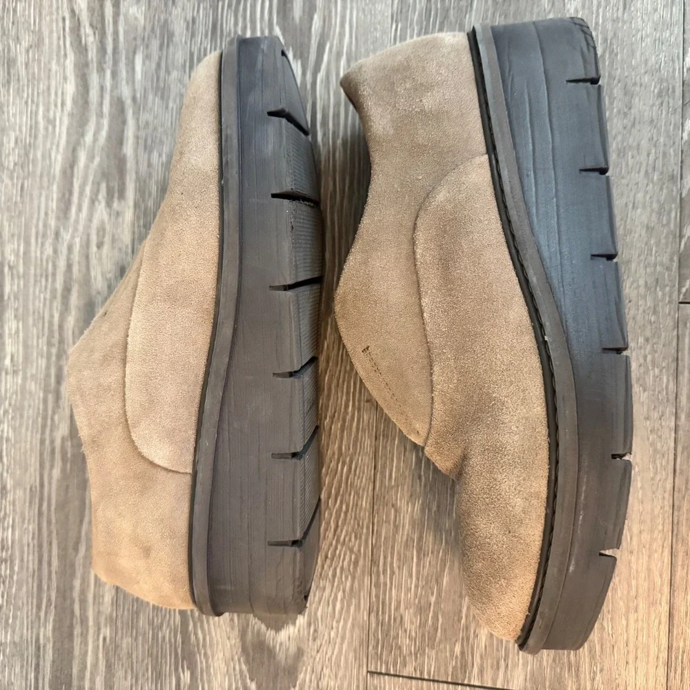 Clarks Women's Airabell Sky Slip-On‎ Shoes Gris Beige Suede Size 11M Comfort